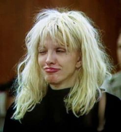 courtney-love-crazy-messy2